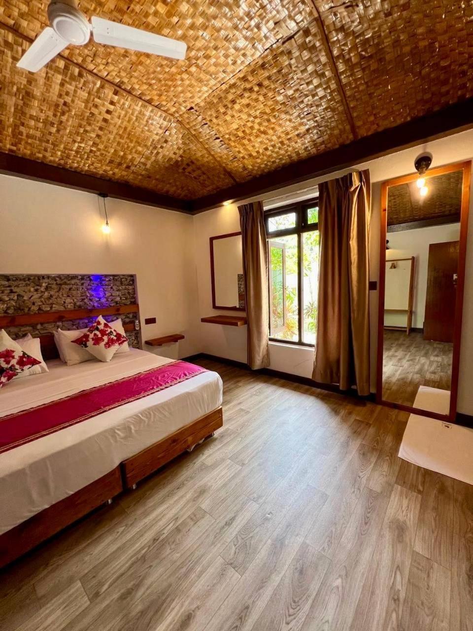 Bougan Villea Retreat Бодуфолуду Экстерьер фото