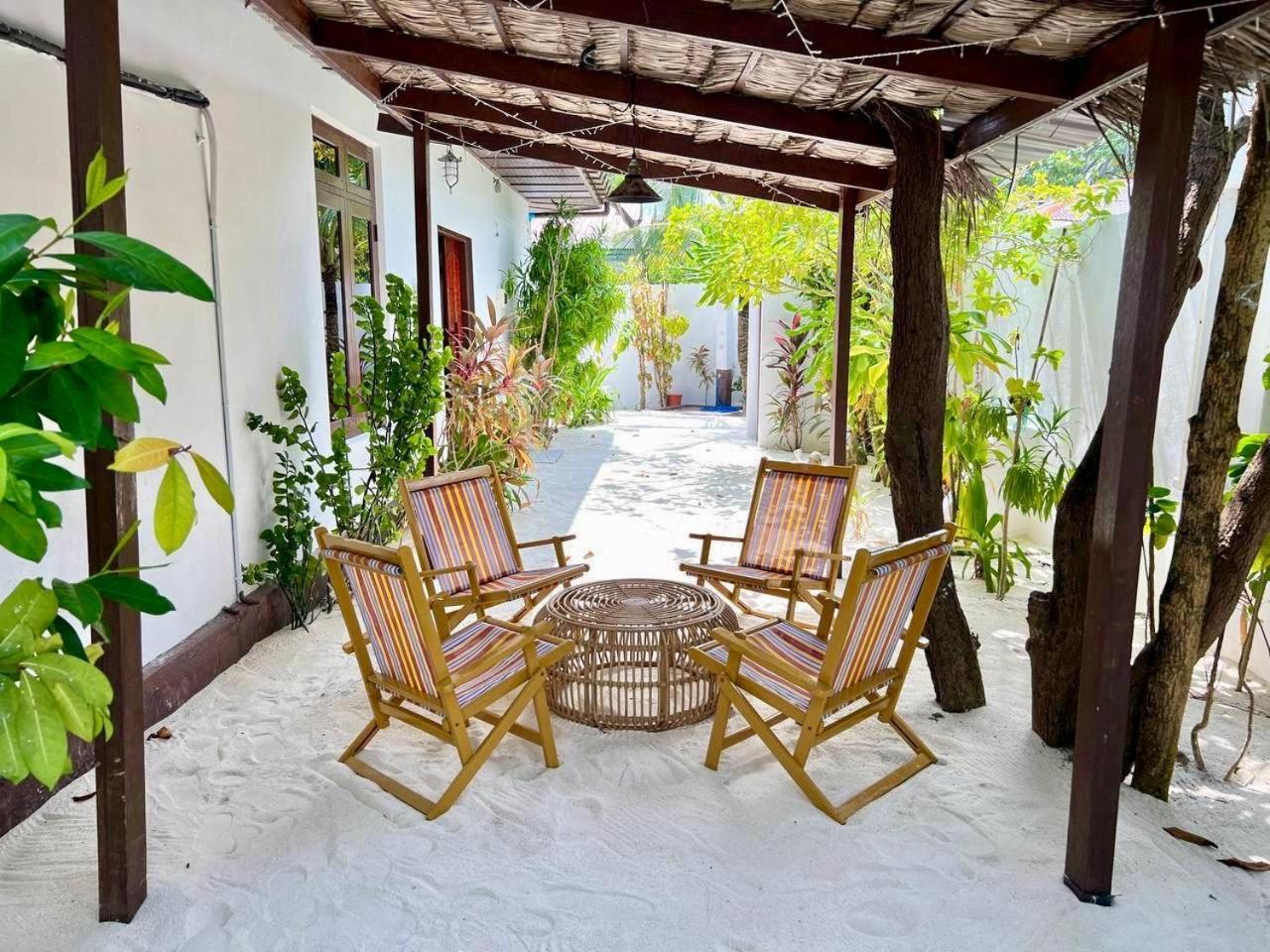 Bougan Villea Retreat Бодуфолуду Экстерьер фото